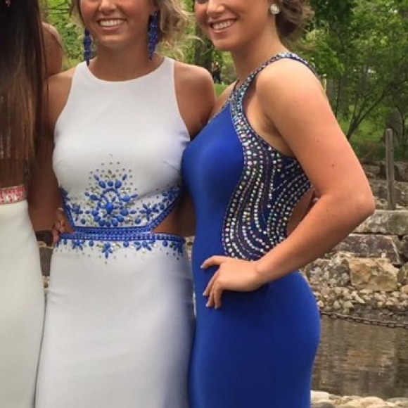 PROM DRESS - Picture 6 of 8